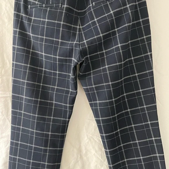 Banana Republic Sloan Fit Navy Plaid Ankle Pant - Picture 5 of 8